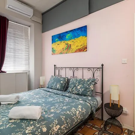 Apartment Cosy, Charming 1 Bedroom Maisonette *